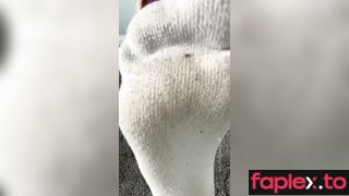 Ally Etana / Goddessxoally Goddess Ally In Scene: Taking Off My Dirty Sweaty White Socks