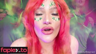 Goddess Willow Bouvier Poison Ivy Mesmerizes Batman