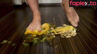 My First Food Crush. Rate My Foot And Food Fetish – DIRTY LADY