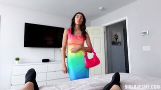 Giving Aubry a Hand-Sis Loves Me-