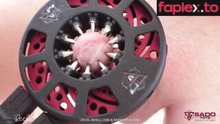 The Unconventional Scissorhold Cruel Reell