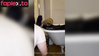 Mistress Afitap Boots Cleaning, Sweaty Socks And Foot Worship