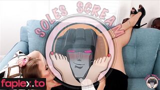 Isobel's World Soles Scream