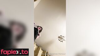 Vlproductions Vivienne L’Amour In Scene: Do You Like To Feel Like A Teeny Tiny