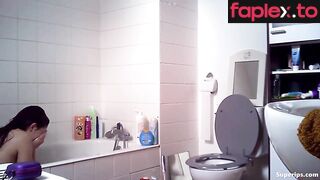 French college girl takes a shower