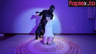  Bondage