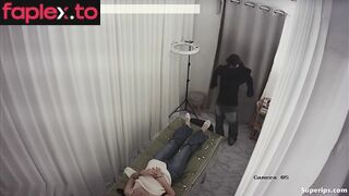 Korean girl gets her anus waxed