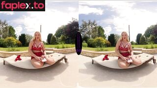 The English Mansion - Mistress Sandra - Smoking Hot Service - VR