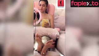 Giantess EditZ - Foot Worship During Tik Tok Stream Sfx Part 1