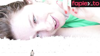  Giantess