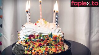 MistressRavenFD – GIANTESS RAVENS HAPPY BIRTHDAY CAKE
