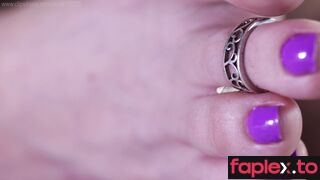 Giantess Shrinking Feet - The Gold-Digger - SFX Epic (4k)
