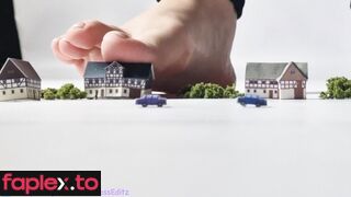 Giantess FootyQueen - City Destruction part 2