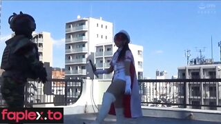  Superheroines