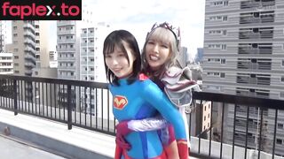 Superheroines