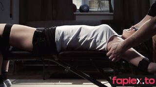 TickleTherapy – Fitness bikini contestant helpless on the tickle bench