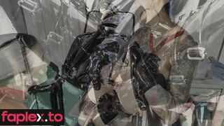 Miss Flora – Latex Anal Fisting with Mistress Youko Maz Morbid