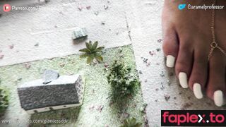 Giantess EditZ - Giantess Puja Offset 4