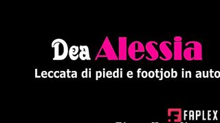 Piedi Leccati E Footjob In Auto Alessia Incontrata Dopo La Palestra Cum With Feet Footjob
