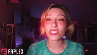 Elle Marz  - Yandere Bully Gives Nerd Shrinking Potion ASMR (Giantess Girl, Shrinking Fetish, Humiliation, Femdom Porn)