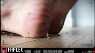 Giantess EditZ - Giantess Leyla Tiny Custom Pt.1