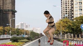 Paraphilia51 - From Normal Women To Goddess Babe: City Beneath Her Feet