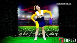 Ludella Hahns Fetish Adventures - Meet your malfunctioning cheerleader bot