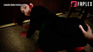Ludella Hahns Fetish Adventures - Customer brainwashes waitress into obedient horny slave