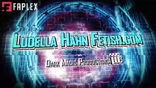Ludella Hahns Fetish Adventures - Fembot Flight Attendant Malfunctions In Security System