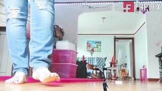 EliMarie717 - Little Men Must Go (Giantess Special Effects)