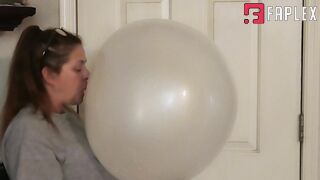 Missy Meadows - Milf Blows Big Bubble