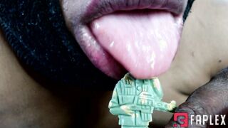  Giantess
