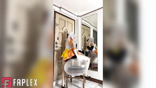 Loonerina - Sailor Venus softly rides two jelly balloons on chair (Ball Fetish)