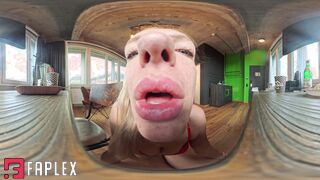 Michelle Giantess