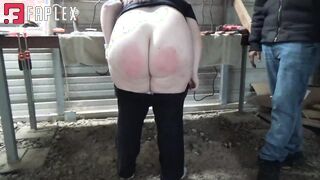  Spanking