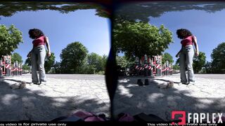 VR Barefoot Toy Crushing