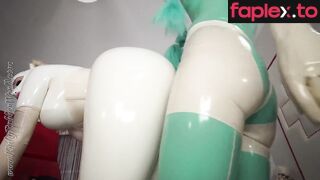 Lola Noir - Fucking the Latex nurse and Fluffing the Doctor in the Rubber Clinic