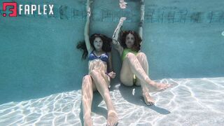 Sexy Girls Nathalia And Jasper Underwater Handcuffing