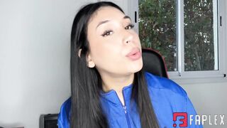 Sexy Brunette Bubble Gum Fetish Show
