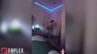 Lahlah1684 : Hijab Step-Mom Teases With Sloppy Blowjob And Desire