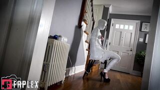 Ted Michaels Damsels - Mummified And Cumming - Redhead Wrapped In Crushing White Tape With Her Tits Taped, A Vibrating Egg In Her Pussy And A Magic Wand On Her Clit With Izzabella Robbins - 1080 (Bondage Fetish)