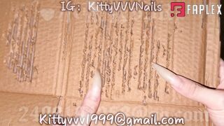 KittyVVV Nails - Hard Scratching On Cardboard With My 100% Natural Sharp Claws (Finger Nail Fetish)
