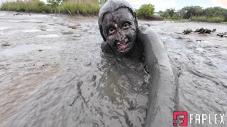 Messy Temptress - Help, I'm Stuck In The Mud (Mud and Quicksand Sinking Fetish)