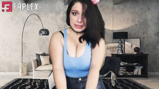 Fembot