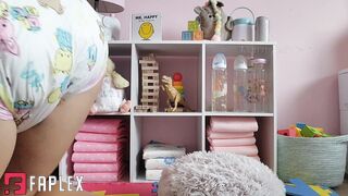 Mommyandbabybruce - Boyfriends Magic Toy Turns Me Into A Wetting Diapergirl