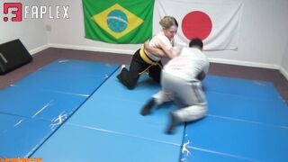 Grappling Girls in Action - Ggthegirlnextdoor58 (Mixed Wrestling Fetish)