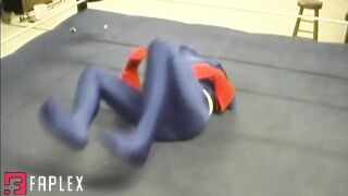Sexy Fighting Women - Red Wing Emplodes Atomac Man's Balls (Superheroine Fetish)
