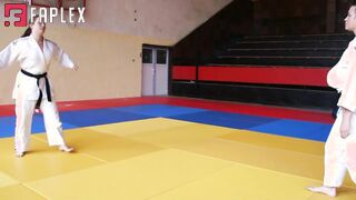  Wrestling