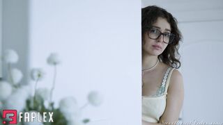 Penny Barber, Leana Lovings - Hot lesbian sex between a stepmom and her daughter