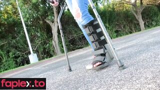 Camwalker Leg Cast Crutching The Harlot House / Dacey Harlot